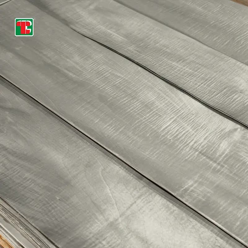 Quarter Cut Maple Natural Wood Veneer