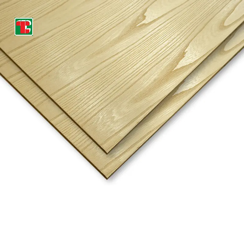 Elm Veneer Plywood panel with natural grain